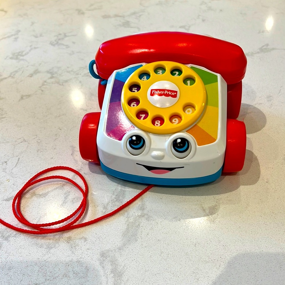 🎁 4/$25 - FISHER PRICE telephone pull toy
